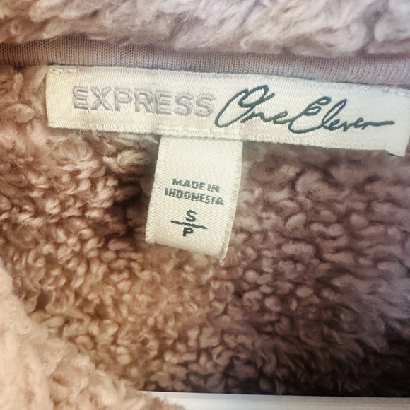 Express-One Eleven Oversized Sherpa, size small - Picture 4 of 6
